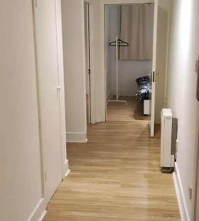 Double Bedroom In Santry Near Airport Apartment *